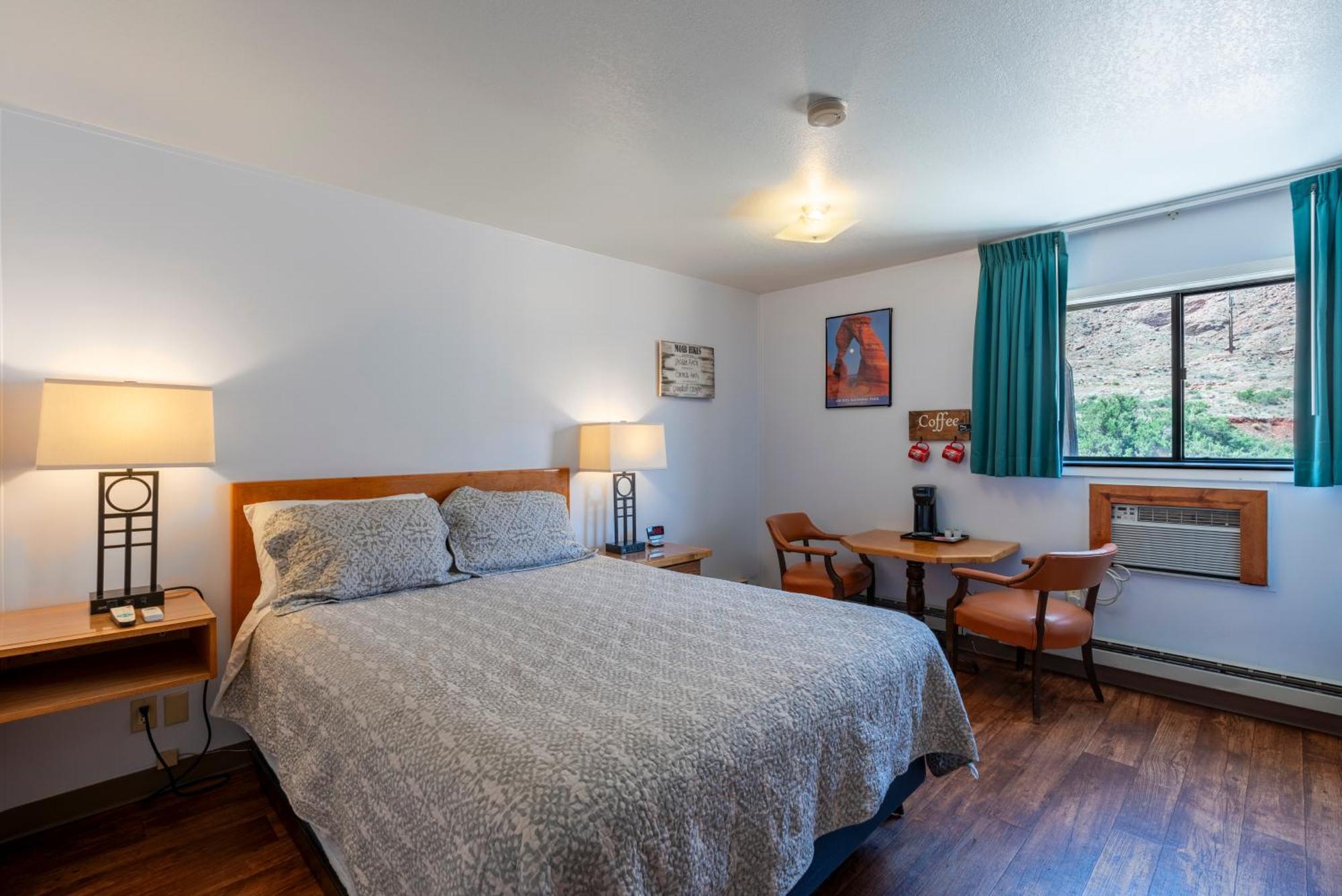 Silver Sage Inn Моуаб Екстериор снимка
