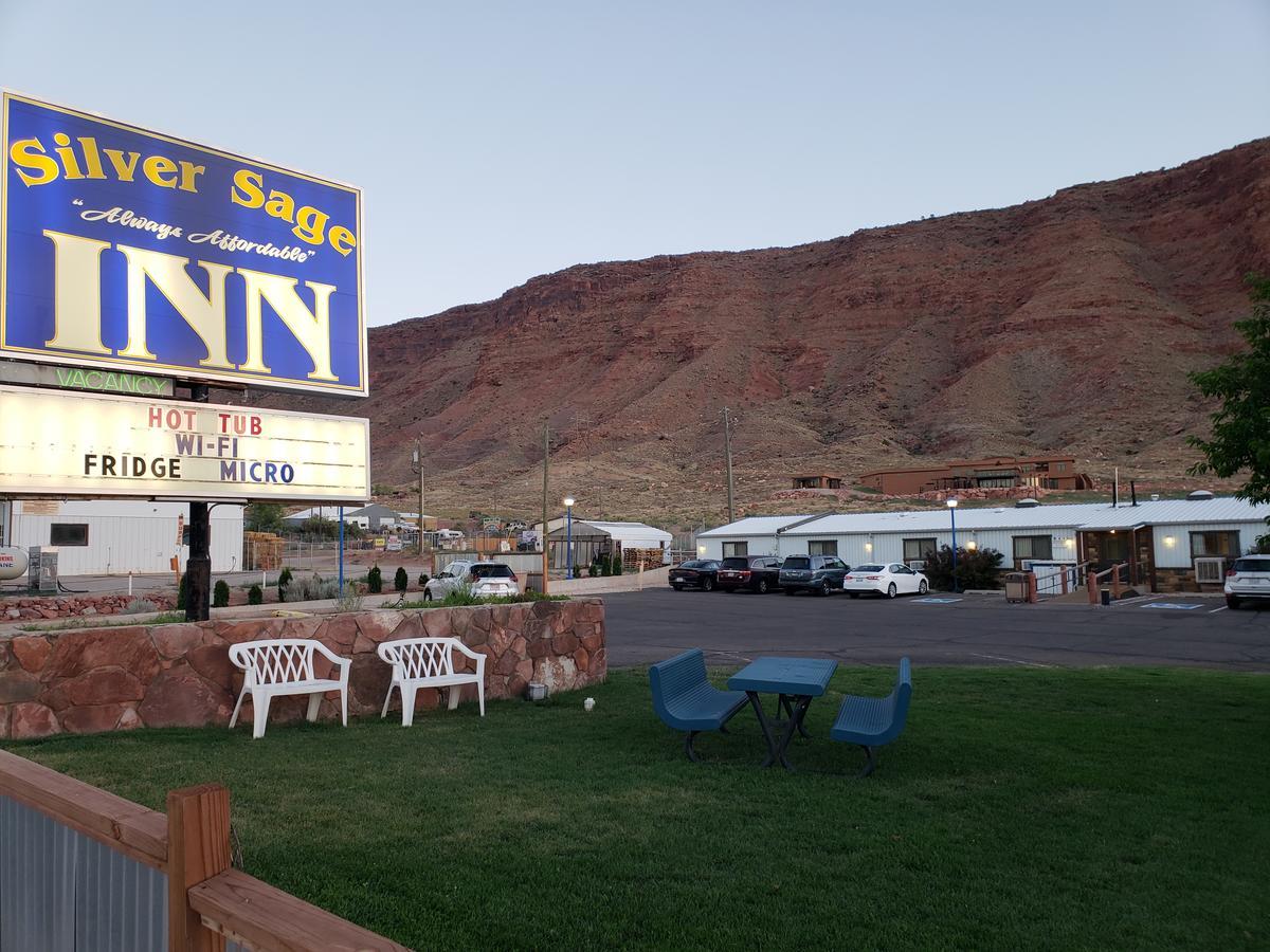 Silver Sage Inn Моуаб Екстериор снимка