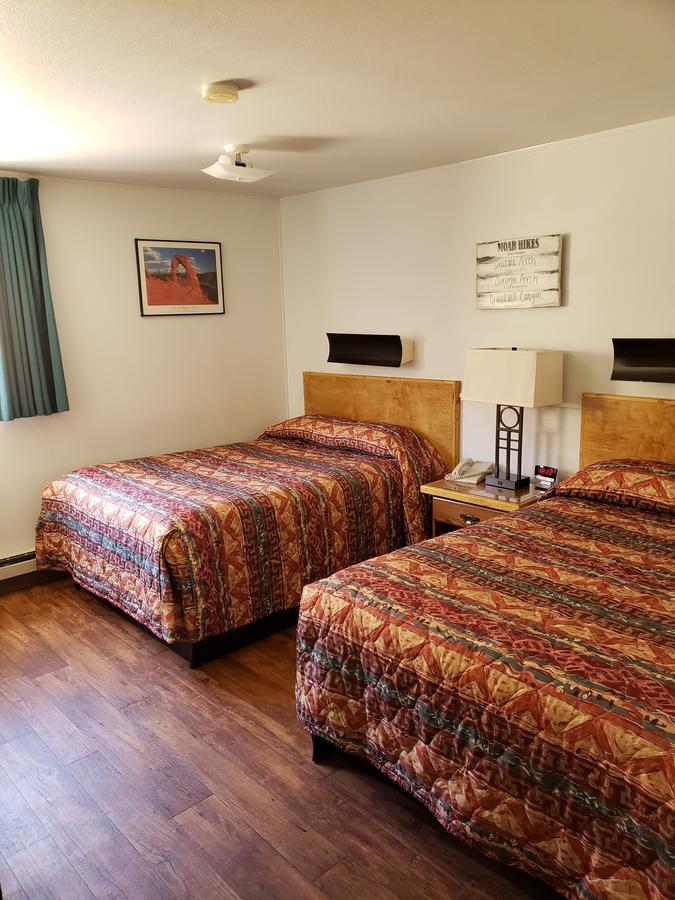 Silver Sage Inn Моуаб Екстериор снимка