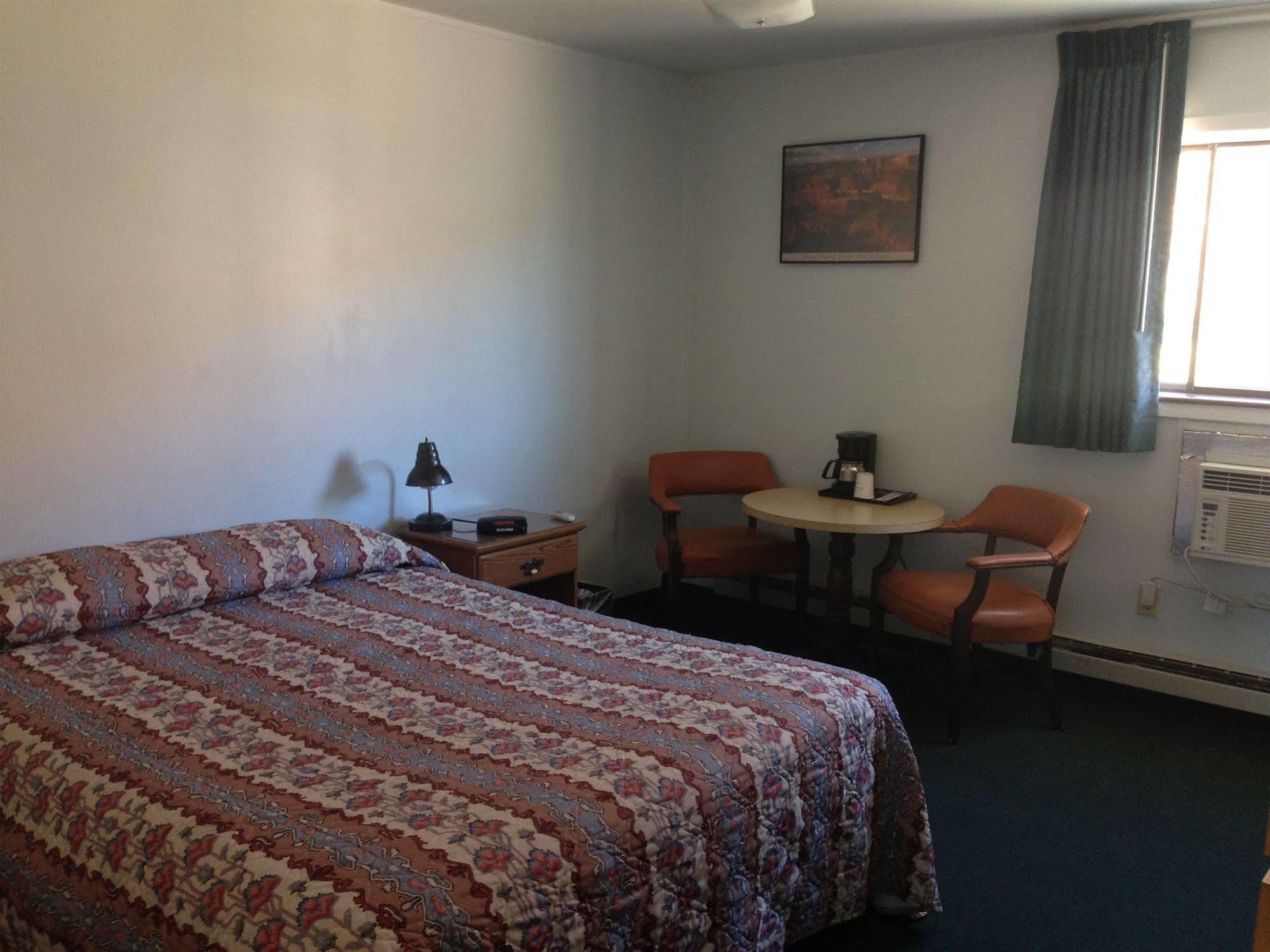 Silver Sage Inn Моуаб Екстериор снимка
